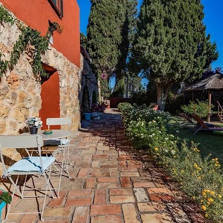 Casa Paraiso Boutique Bed & Breakfast 2*